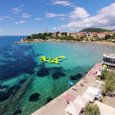 With Wifi - 17386 Split